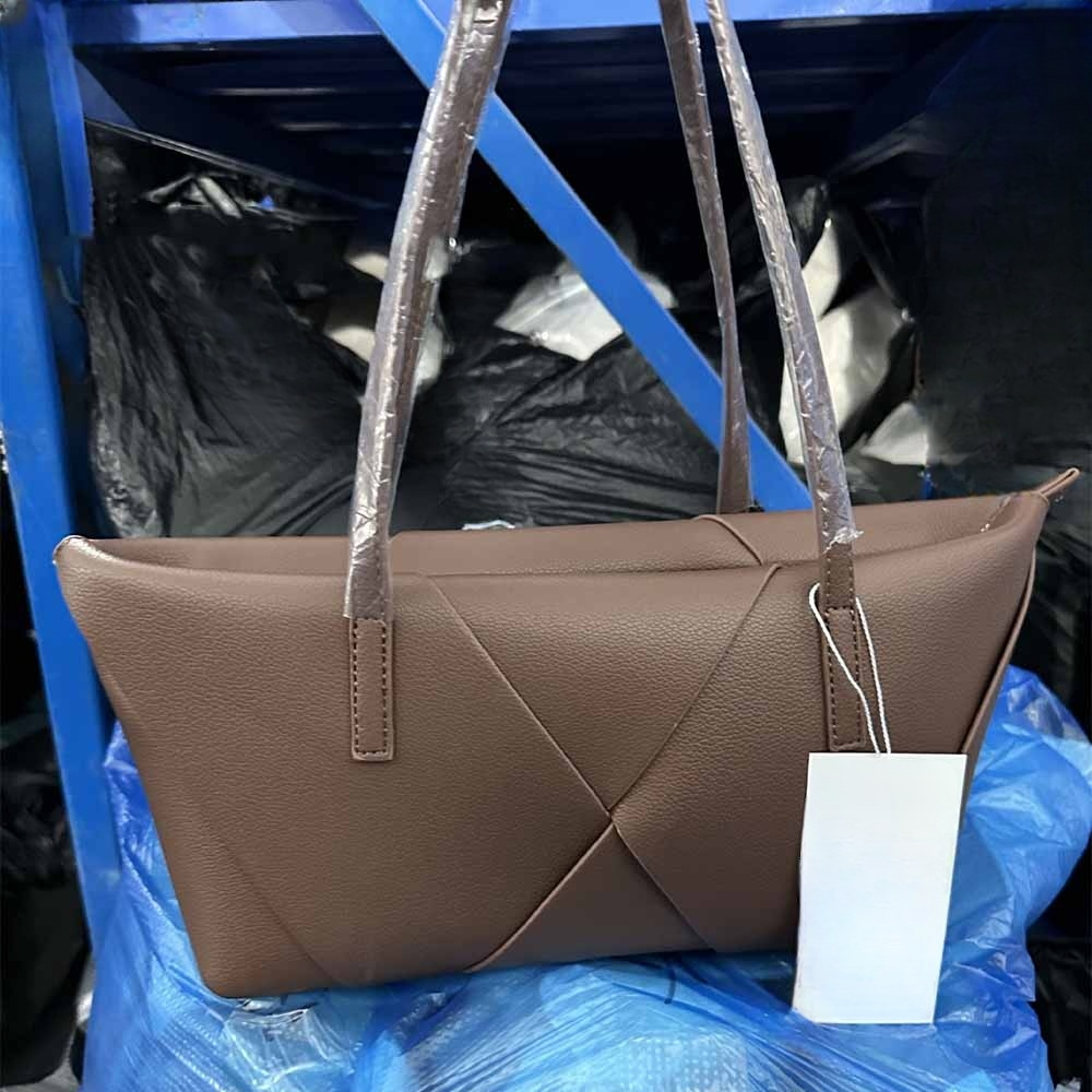 #347 Women's new stitching contrast shoulder bag large commuter handbag