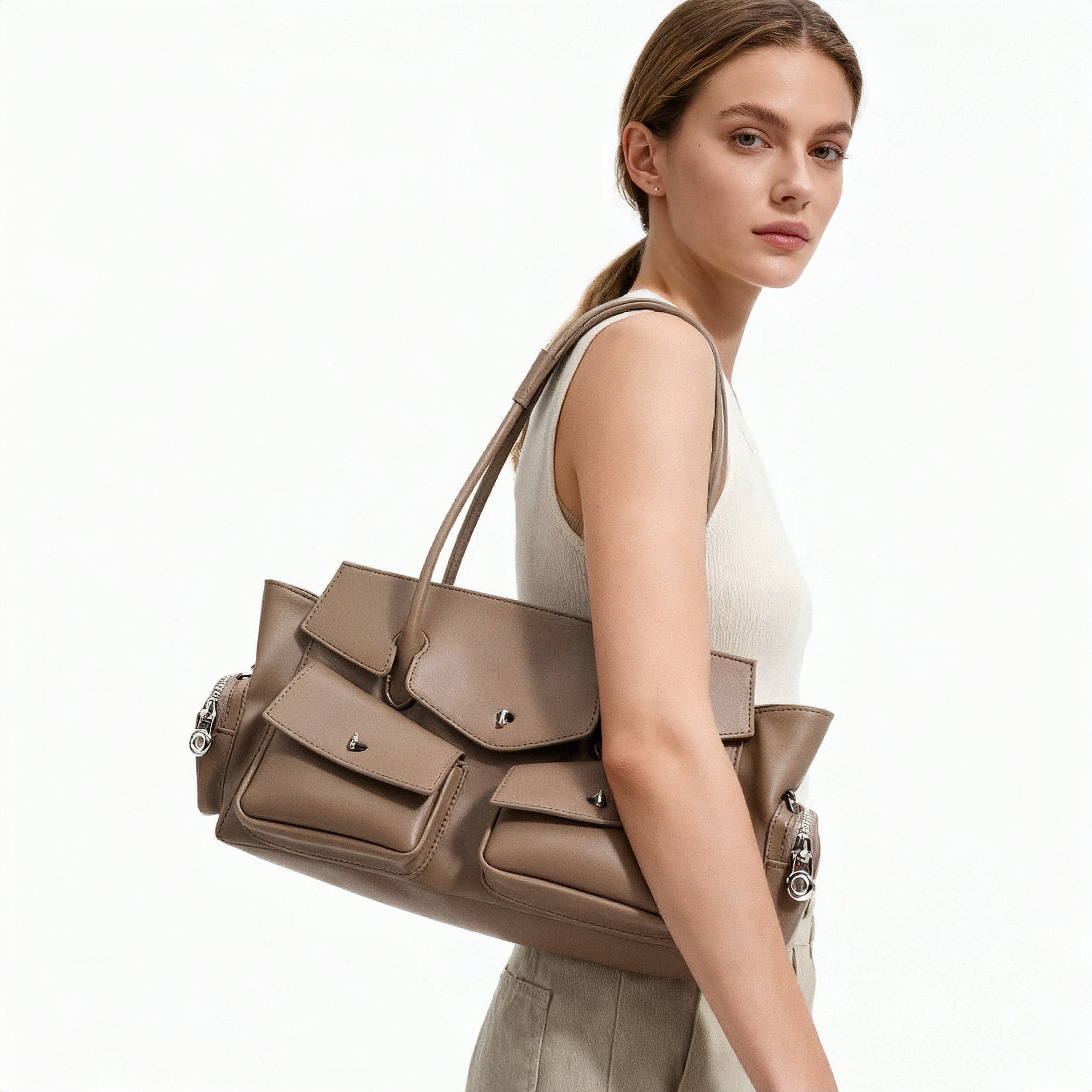 #228 Aeon Multi-Pocket Tote